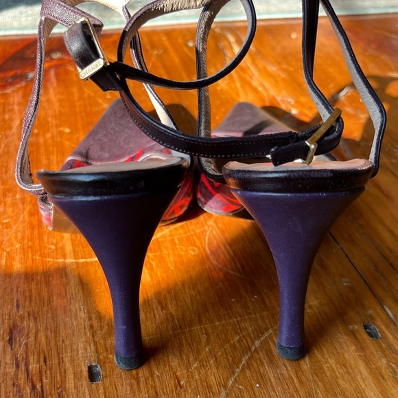 Gorgeous silk and leather CHANEL pumps, gently worn, great condition, size 38 - Picture 4 of 7